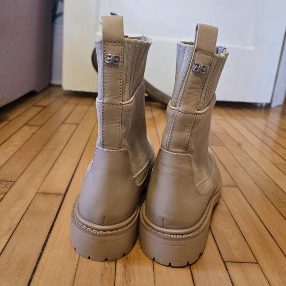 Sam Edelman Leone Lug Sole Chelsea Boot Sesame Tan Zip Up Size 7.5 - Picture 5 of 7